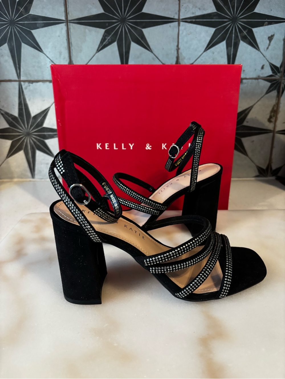 NEW! Kelly & Katie Cadene Sandal Black - Size 6.5